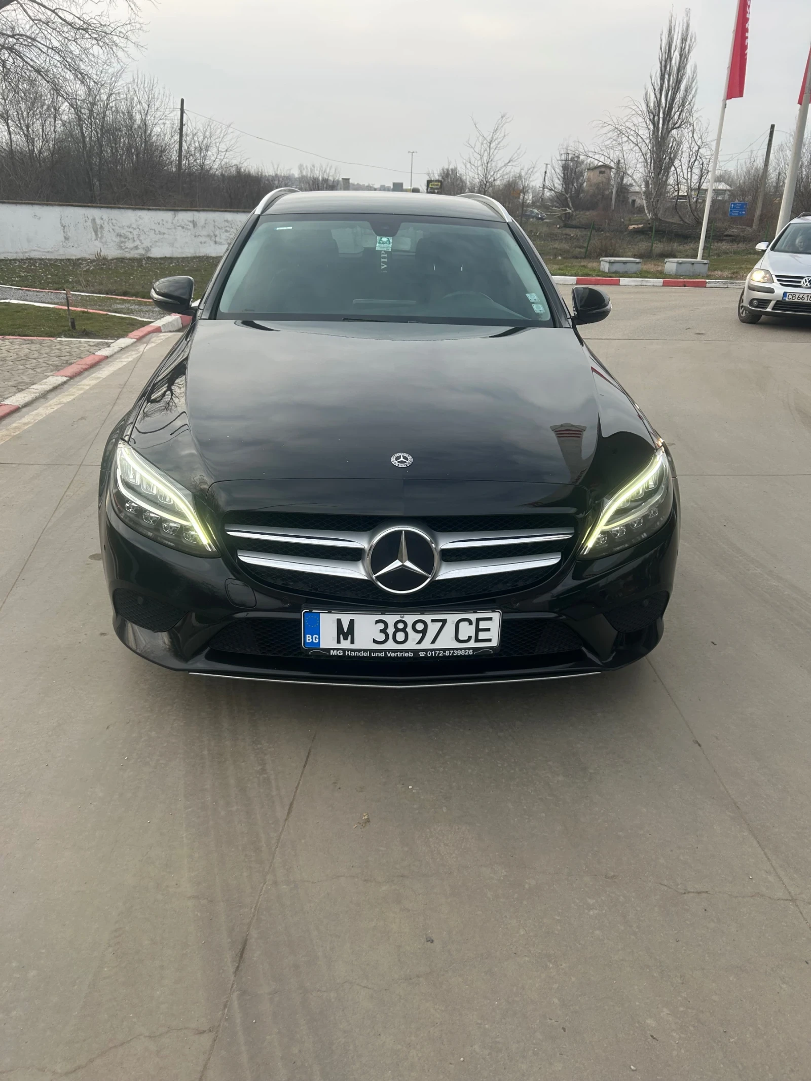 Mercedes-Benz C 220 9G Tronik, снимка 3 - Автомобили и джипове - 53712163