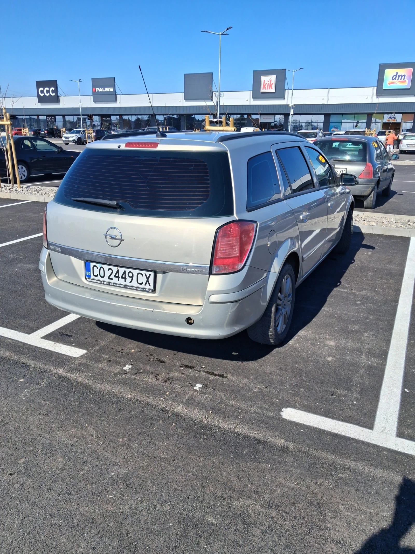 Opel Astra 1.6 105к.с Фейслифт Ксенон Автопилот Подгрев , снимка 12 - Автомобили и джипове - 54294028