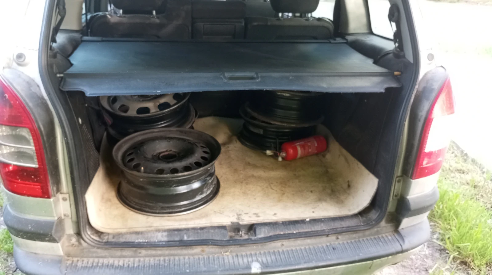 Opel Zafira 2.0 DTI , снимка 15 - Автомобили и джипове - 54334309