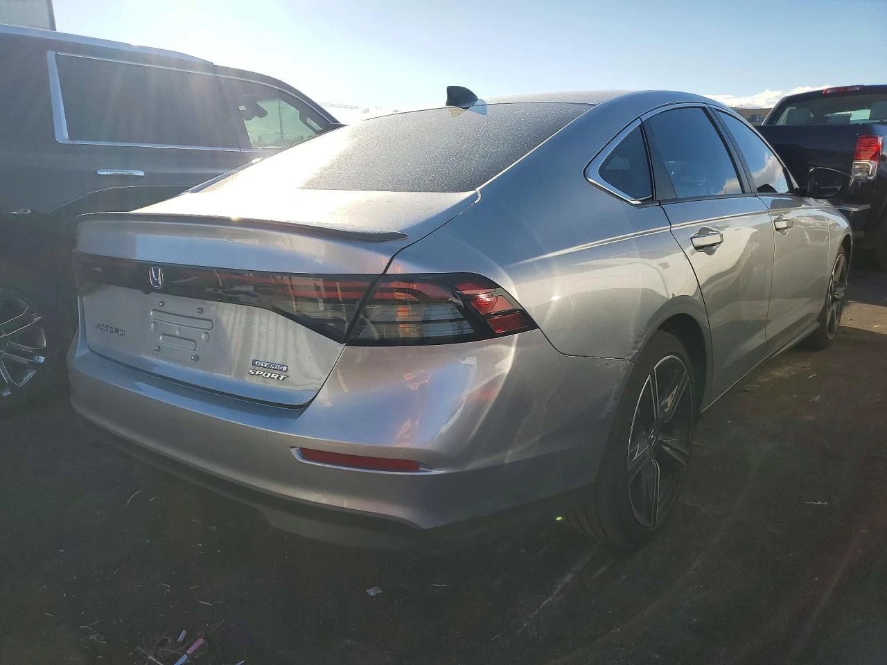 Honda Accord 2.0l Hybrid Sport, снимка 3 - Автомобили и джипове - 54912998