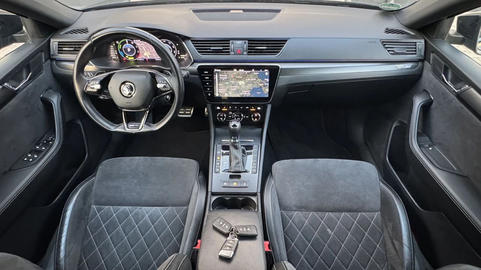 Skoda Superb SPORTLINE* Plug-In* Germany , снимка 8 - Автомобили и джипове - 55199187