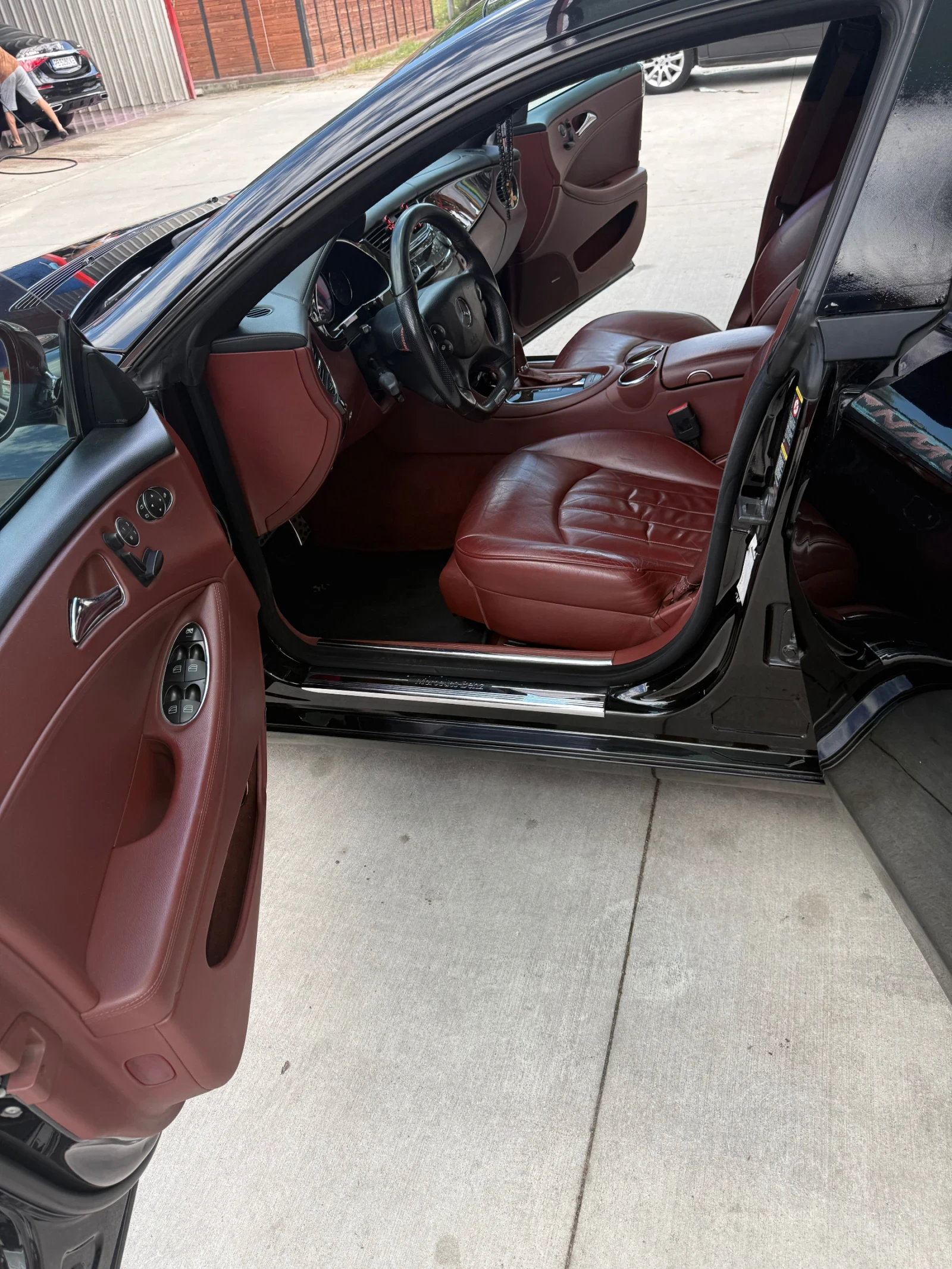 Mercedes-Benz CLS 350 CLS 350 7G-Tronic, снимка 6 - Автомобили и джипове - 55306368