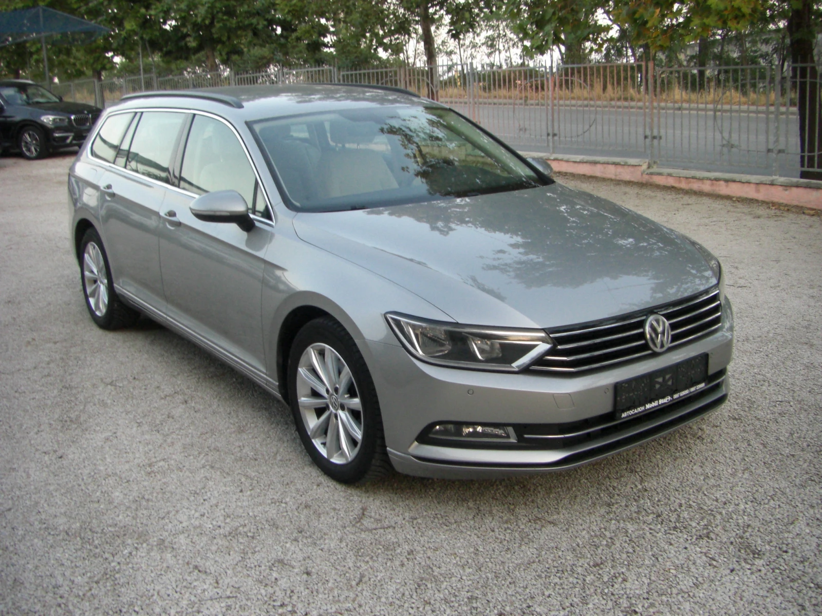 VW Passat TDI NAVI AVTOMAT, снимка 7 - Автомобили и джипове - 55537854