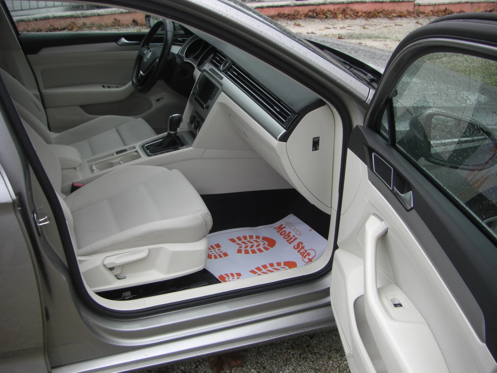 VW Passat TDI NAVI AVTOMAT, снимка 15 - Автомобили и джипове - 55537854
