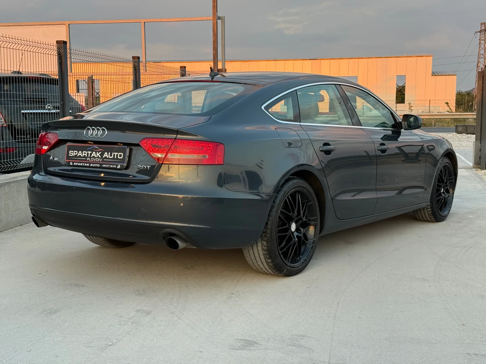 Audi A5 2.0T* 2012г* 204.000KM* Сервизна История* Sport Ba, снимка 4 - Автомобили и джипове - 55602950