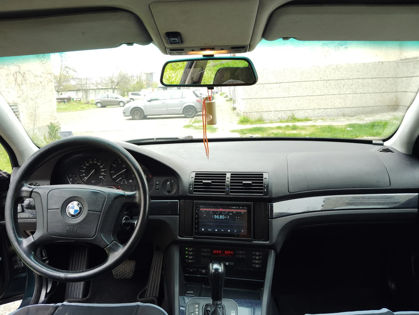 BMW 528, снимка 5 - Автомобили и джипове - 55623751