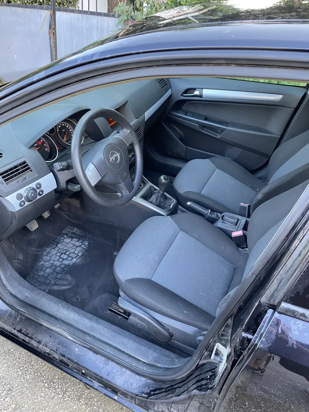 Opel Astra, снимка 6 - Автомобили и джипове - 55847851