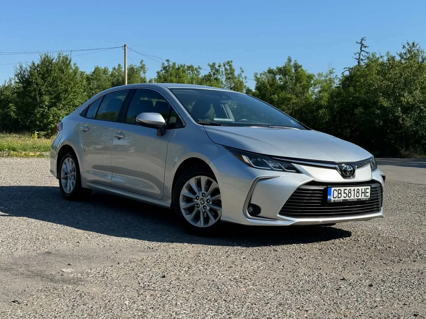 Toyota Corolla 1.5, снимка 2 - Автомобили и джипове - 55890527