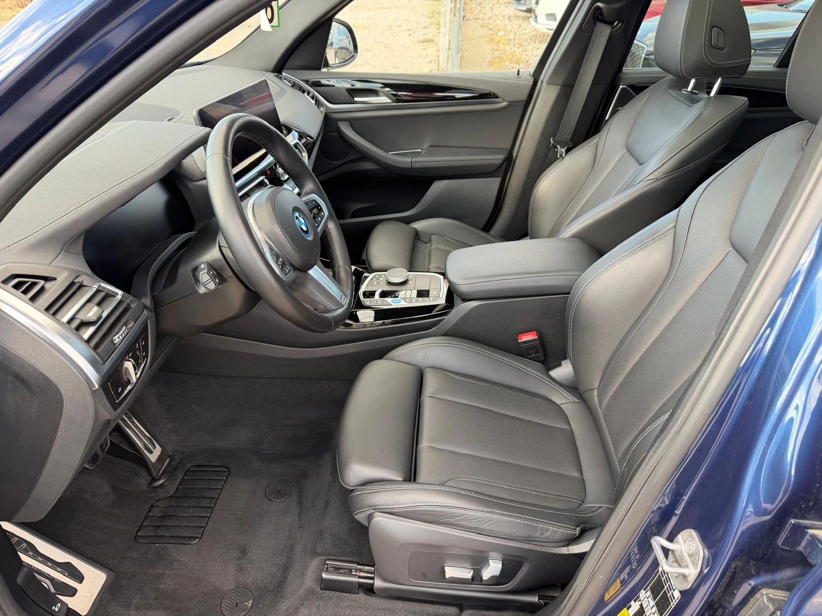 BMW iX3 M SPORT| 80kWh| PANO| Facelift | Adaptive | LED, снимка 9 - Автомобили и джипове - 56279364