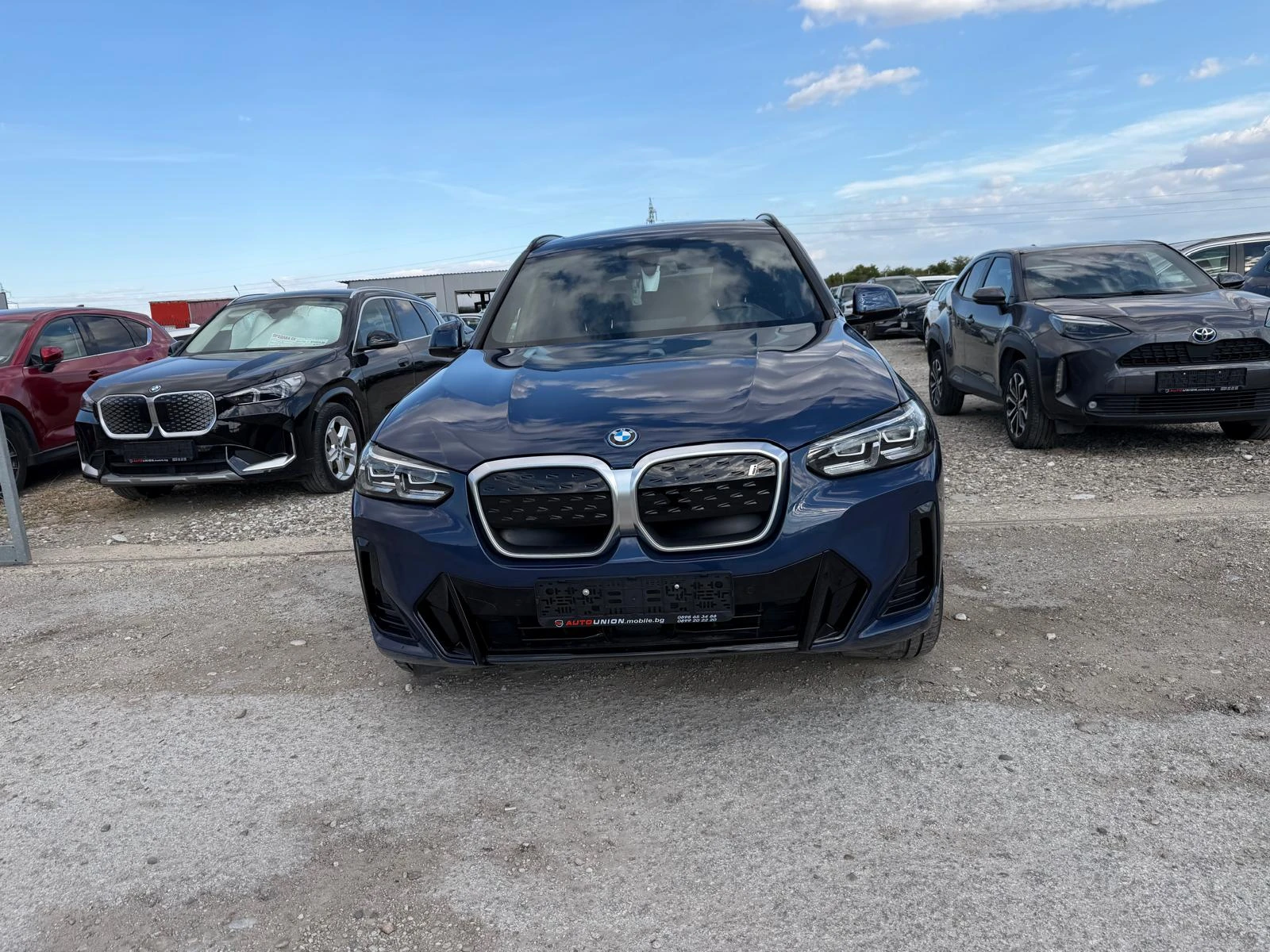 BMW iX3 M SPORT| 80kWh| PANO| Facelift | Adaptive | LED, снимка 2 - Автомобили и джипове - 56279364