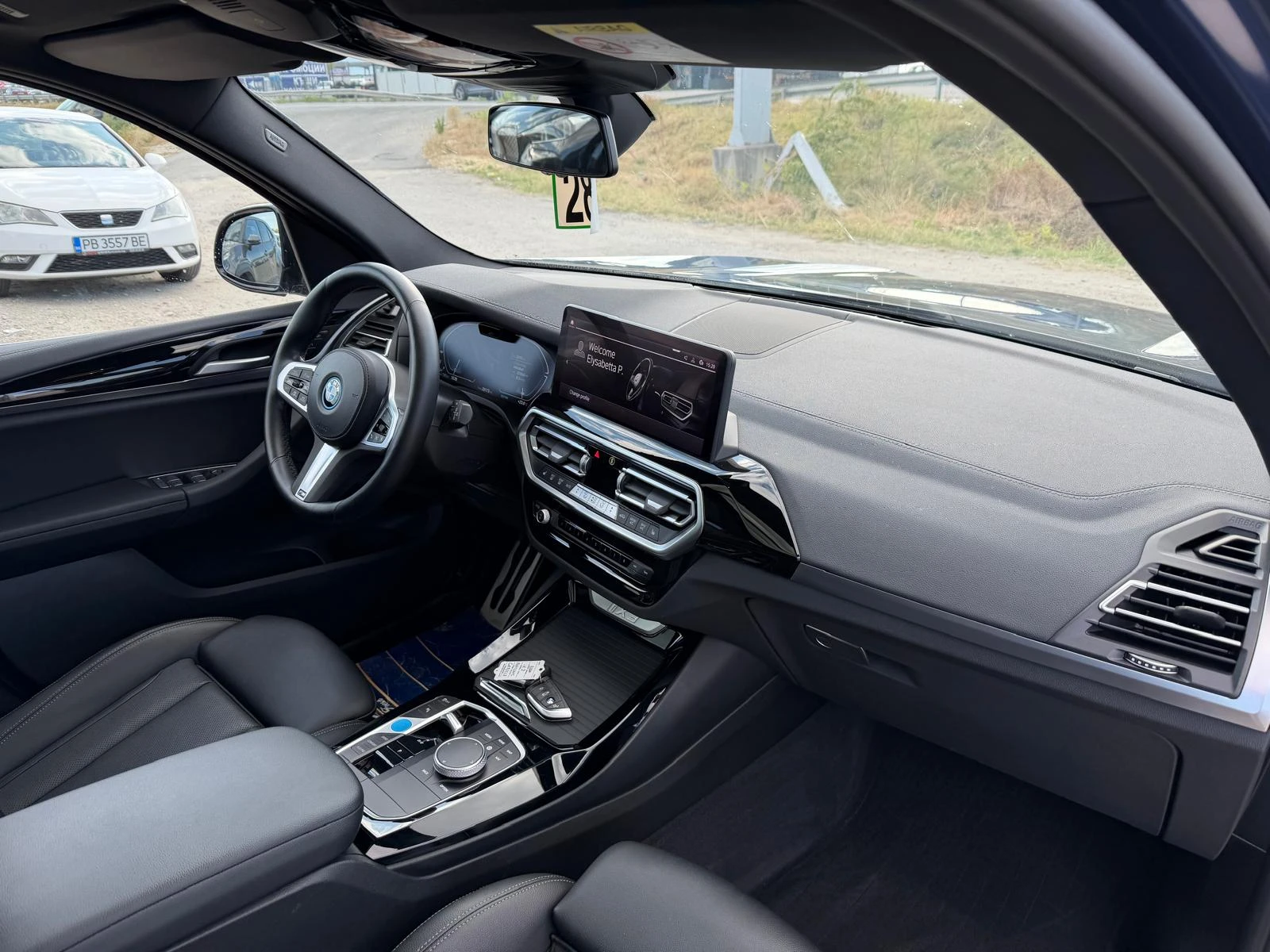 BMW iX3 M SPORT| 80kWh| PANO| Facelift | Adaptive | LED, снимка 13 - Автомобили и джипове - 56279364