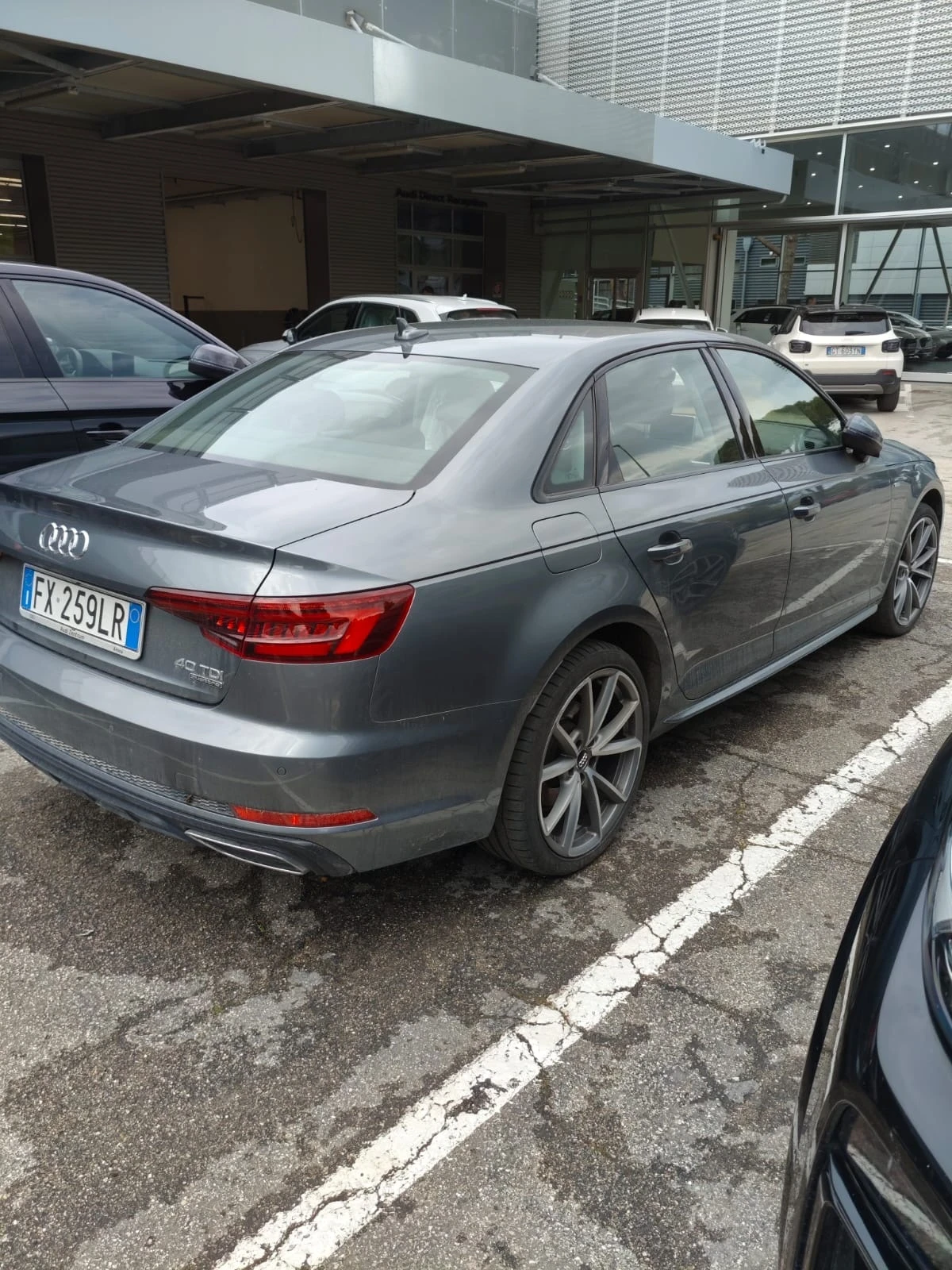 Audi A4 2.0 TDI Quattro / S-line, снимка 3 - Автомобили и джипове - 56345064