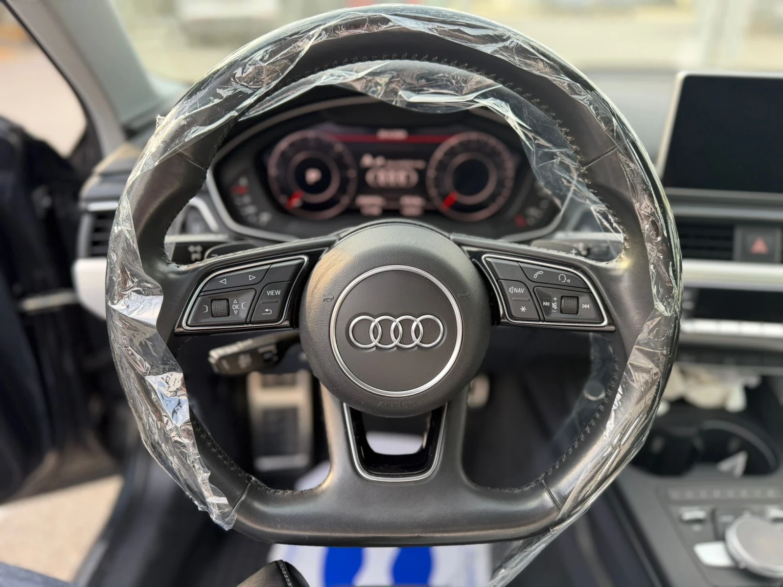 Audi A4 2.0 TDI Quattro / S-line, снимка 9 - Автомобили и джипове - 56345064