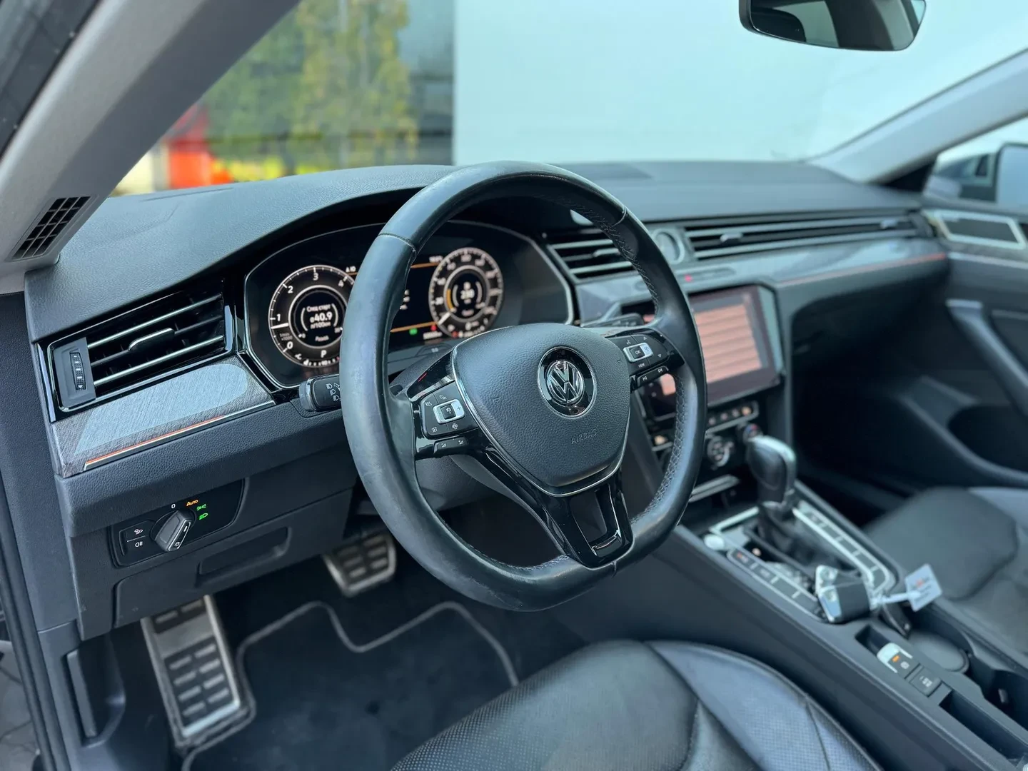 VW Arteon, снимка 12 - Автомобили и джипове - 56373362