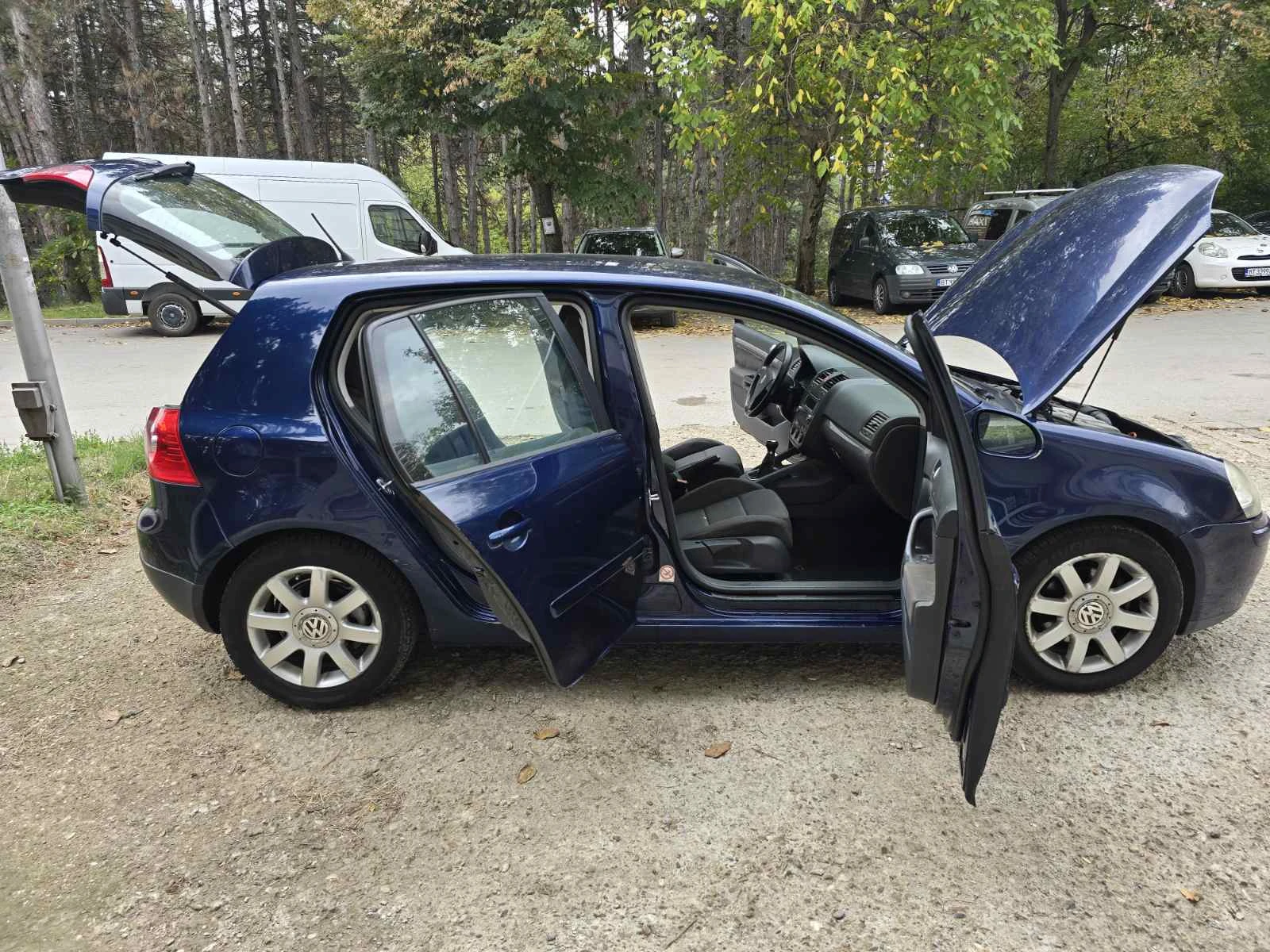 VW Golf 2.0TDI 4MOTION, снимка 10 - Автомобили и джипове - 56634740