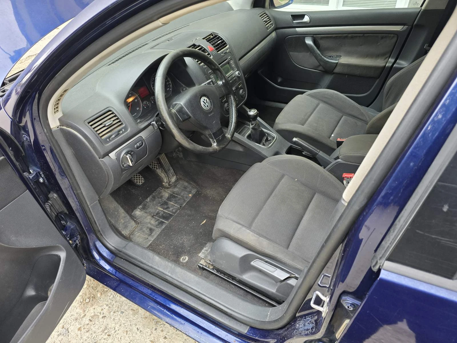 VW Golf 2.0TDI 4MOTION, снимка 8 - Автомобили и джипове - 56634740