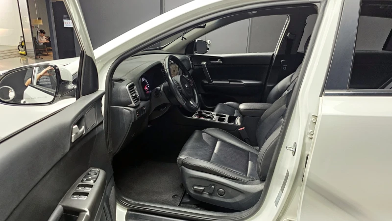 Kia Sportage 2.0 2WD NOBLESSE autogeorge.com , снимка 10 - Автомобили и джипове - 52176634