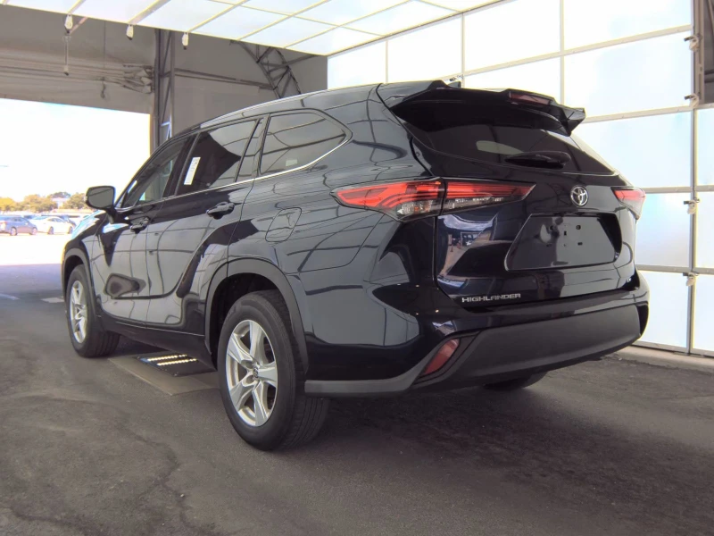 Toyota Highlander LE* , снимка 3 - Автомобили и джипове - 52498283