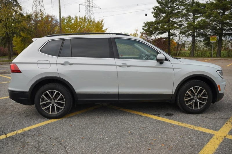 VW Tiguan SE 4Motion * АвтоКредит* (ЦЕНА ДО БГ), снимка 4 - Автомобили и джипове - 52617782