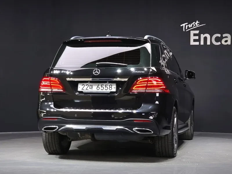 Mercedes-Benz GLE 350 D 4MATIC, снимка 4 - Автомобили и джипове - 54929767