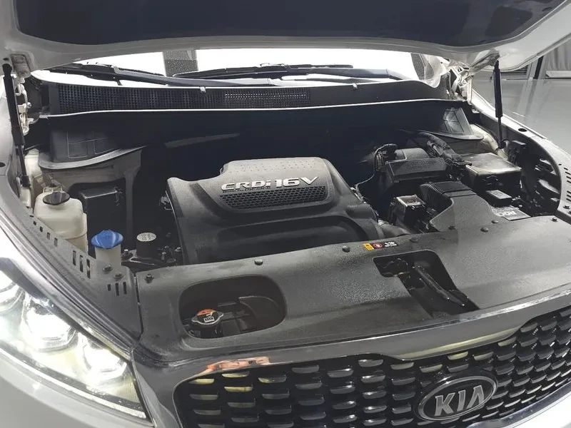 Kia Sorento 2.2 CRDI 4WD - САМО 30% АВАНС, снимка 12 - Автомобили и джипове - 56017230