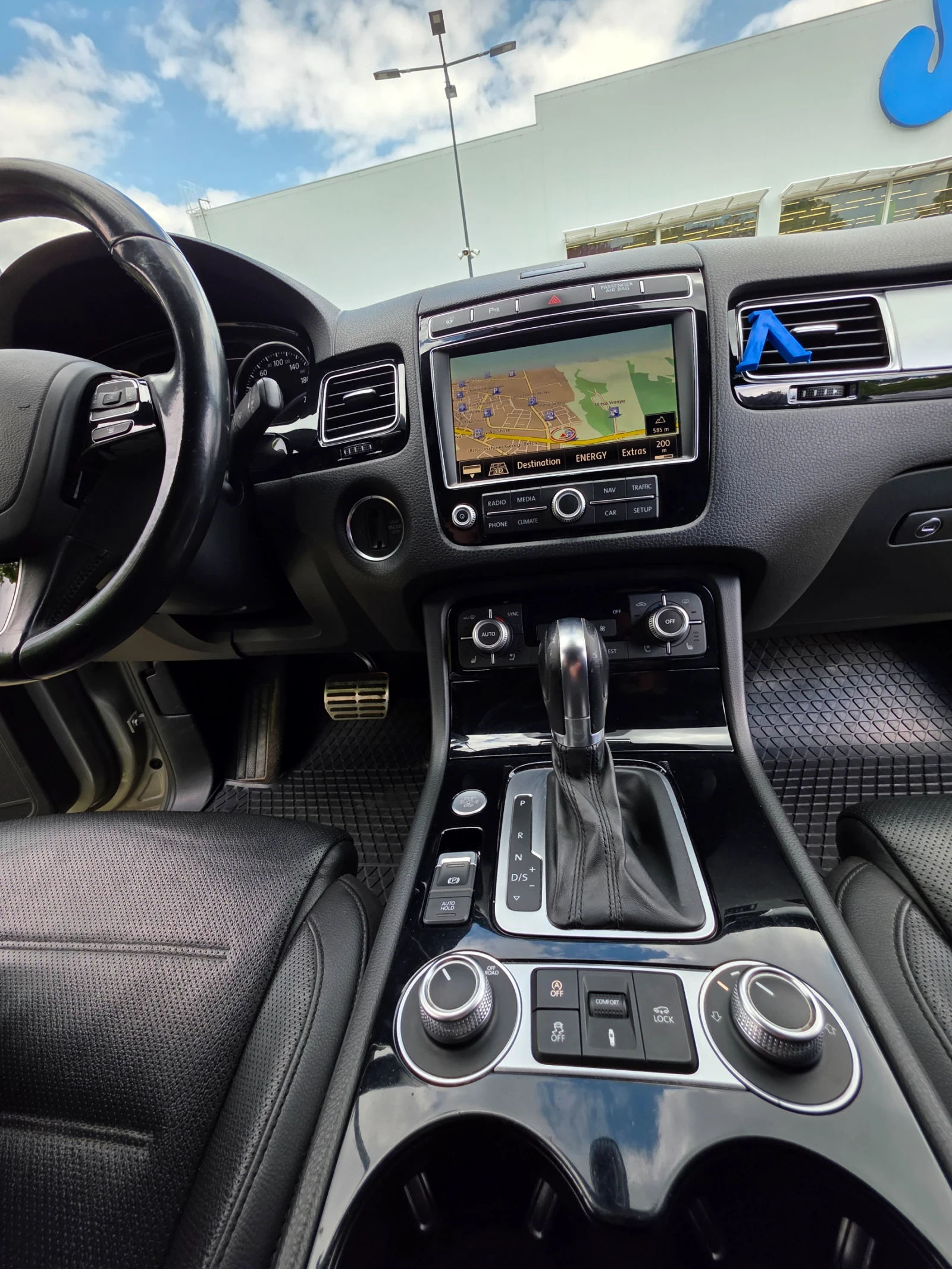 VW Touareg  - изображение 4