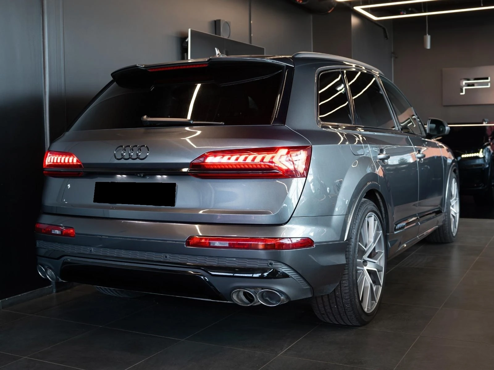 Audi SQ7 TDI* MATRIX* DISTR* KEYLESS* CAMERA*  - изображение 2