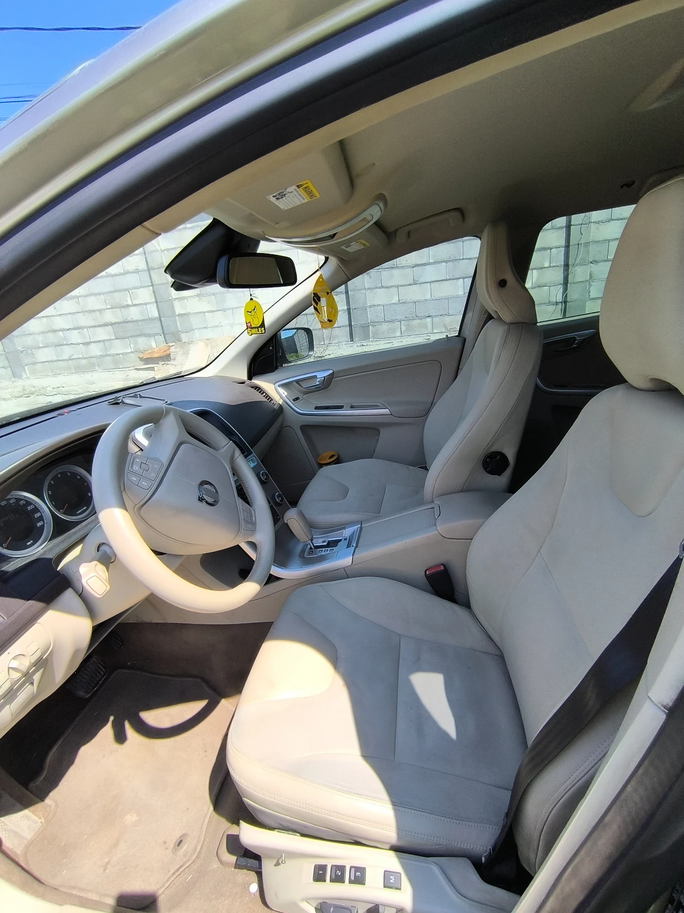 Volvo XC60, снимка 10 - Автомобили и джипове - 54248470