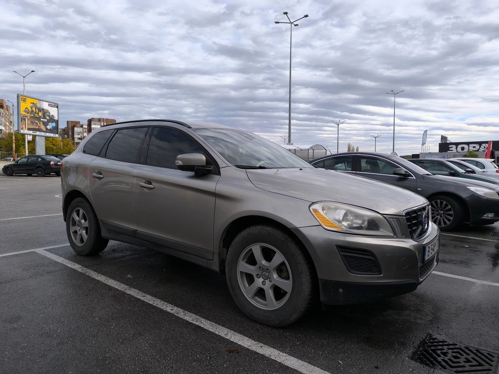 Volvo XC60, снимка 2 - Автомобили и джипове - 54248470