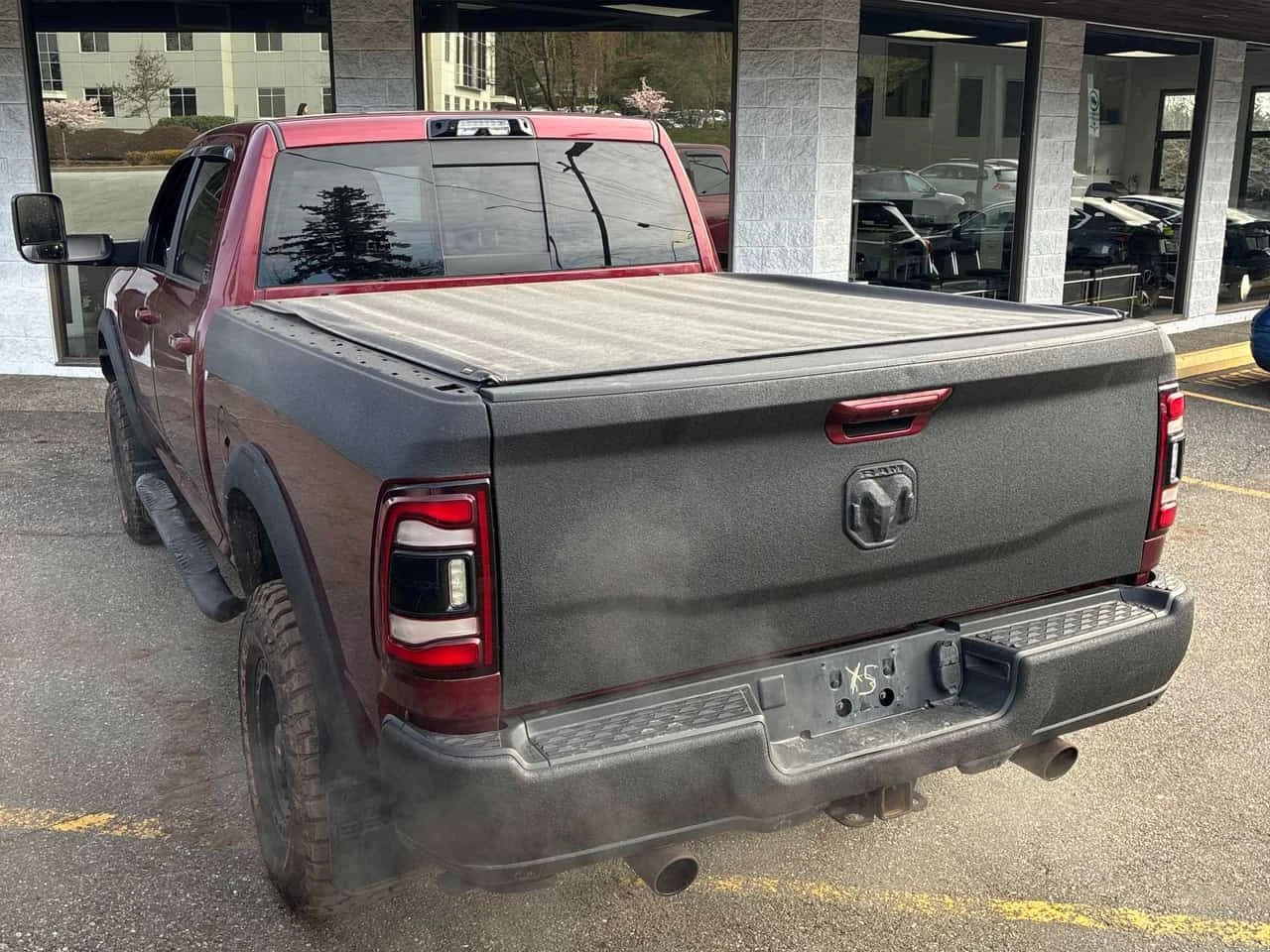 Dodge RAM 2500 POWER WAGON CREW CAB STD BED| CARFAX| АВТОКРЕДИТ, снимка 3 - Автомобили и джипове - 54623427