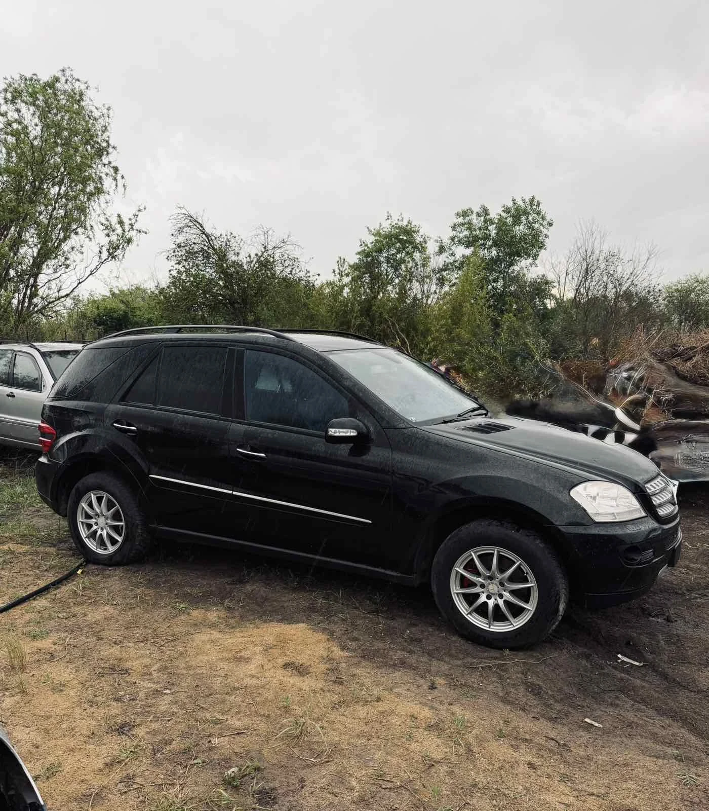 Mercedes-Benz ML 320, снимка 10 - Автомобили и джипове - 54736922