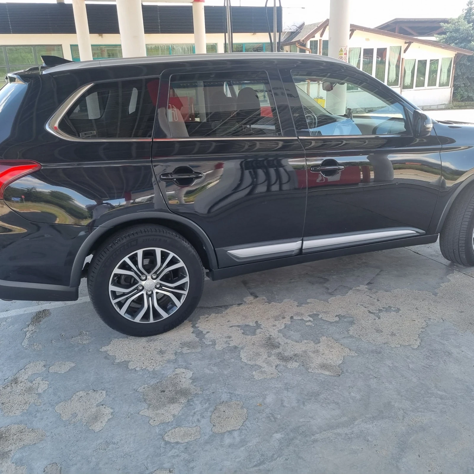 Mitsubishi Outlander, снимка 5 - Автомобили и джипове - 55378197