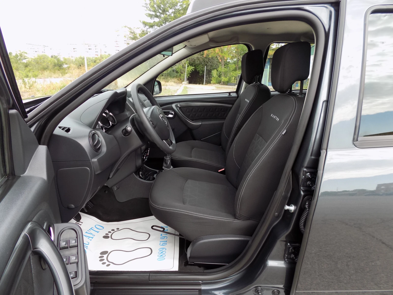 Dacia Duster 1.5dCi/4x4/FACELIFT/138х. км/КАТО НОВА, снимка 6 - Автомобили и джипове - 55436456