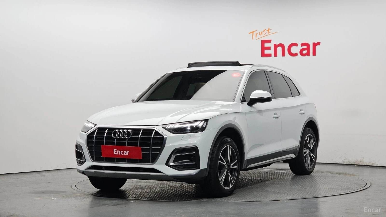 Audi Q5 45 TFSI QUATTRO* КОЖА* ПОДГРЕВ* НАВИ* ПАНО