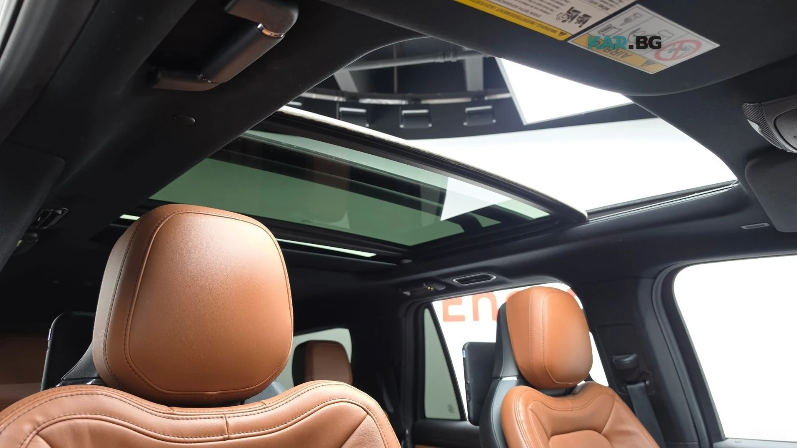 Lincoln Navigator 3.5* МАСАЖ* ПОДГРЕВ* ОБДУХВАНЕ* ПАНО* 360* HUD* , снимка 17 - Автомобили и джипове - 55787999