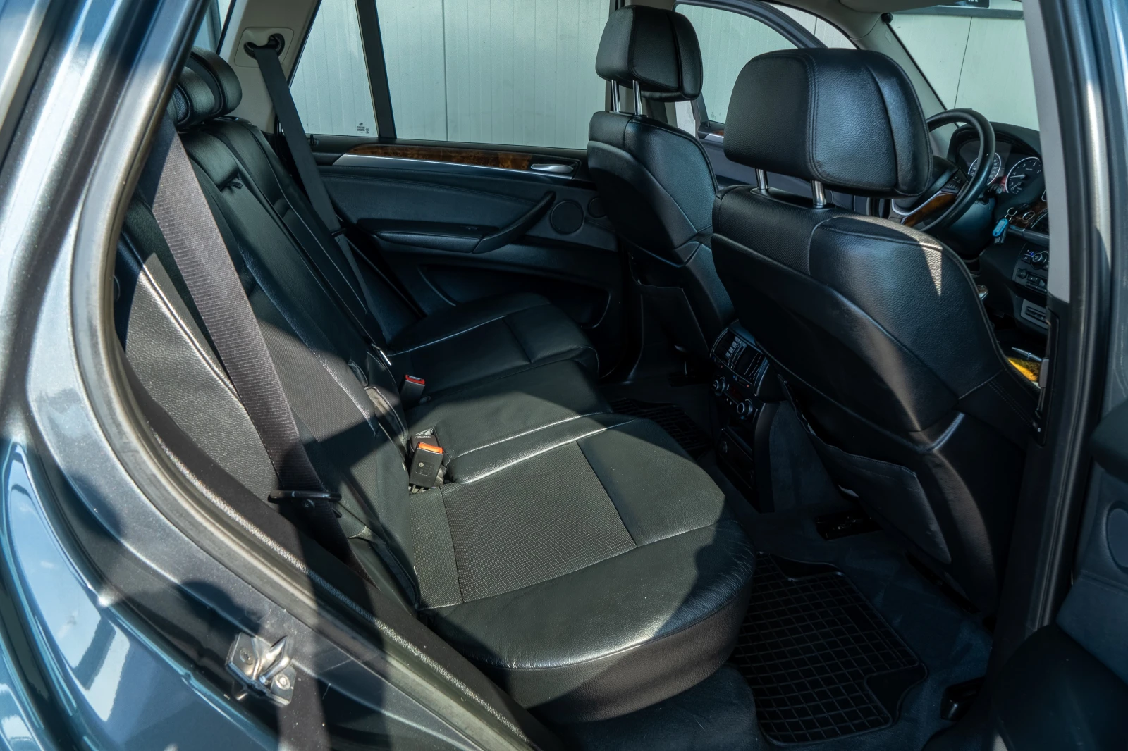 BMW X5 40D = VACUUM = XDRIVE = FULL MAX = ЛИЗИНГ, снимка 10 - Автомобили и джипове - 55851240
