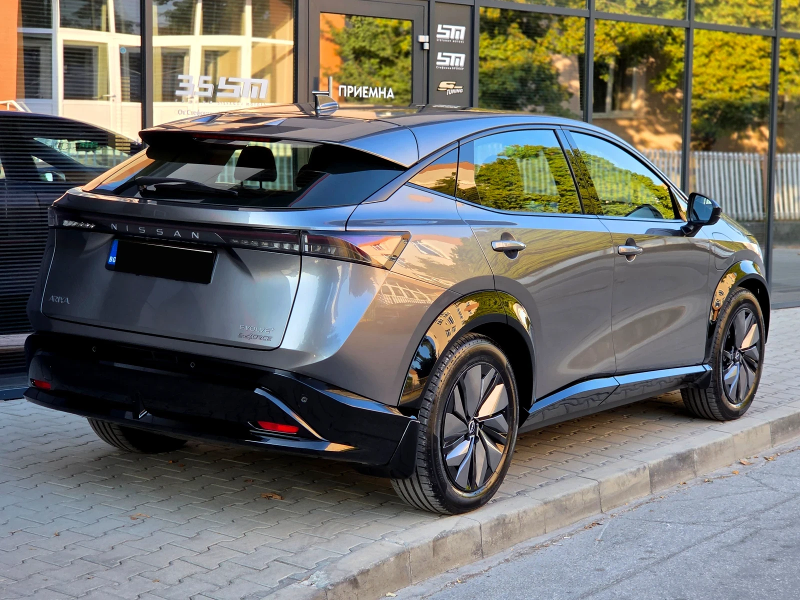 Nissan Ariya Evolve 92 kWh 4x4 389hp, снимка 4 - Автомобили и джипове - 55905892
