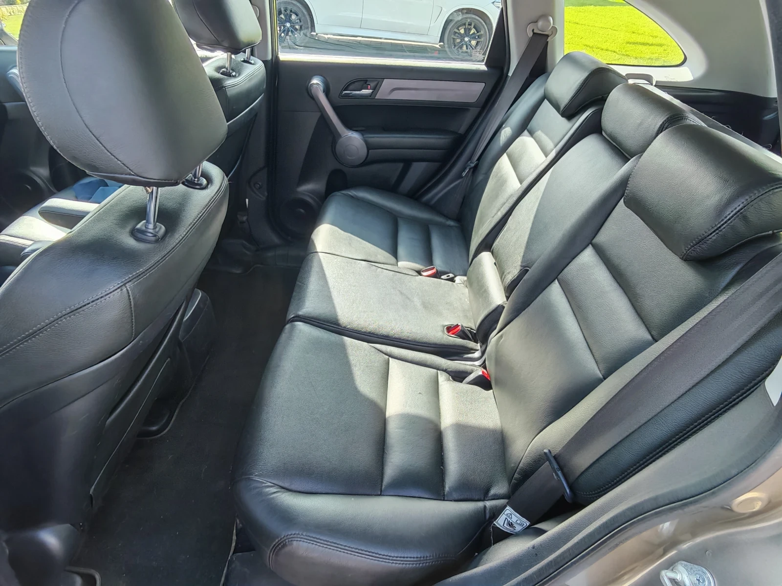 Honda Cr-v 2.0 Газ, снимка 8 - Автомобили и джипове - 56441539