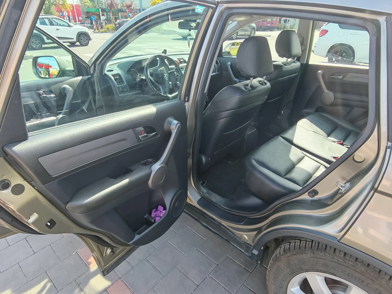 Honda Cr-v 2.0 Газ, снимка 7 - Автомобили и джипове - 56441539