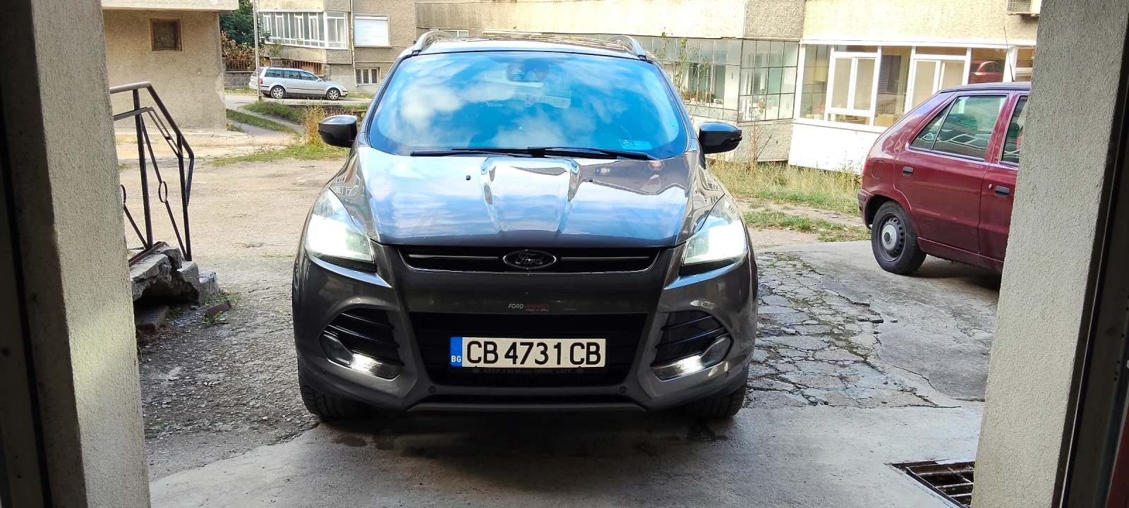 Ford Kuga Titanium ?
