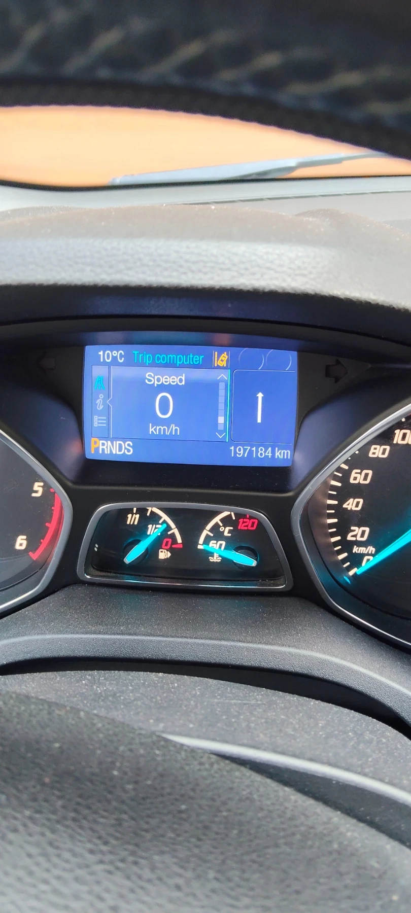 Ford Kuga Уникат, снимка 9 - Автомобили и джипове - 56573663