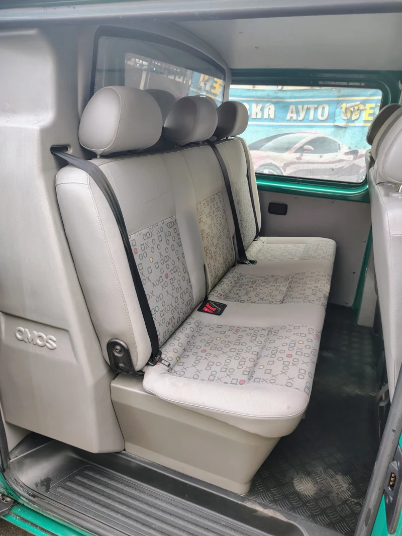 VW T5 2.5 131 кс, снимка 3 - Бусове и автобуси - 52563099