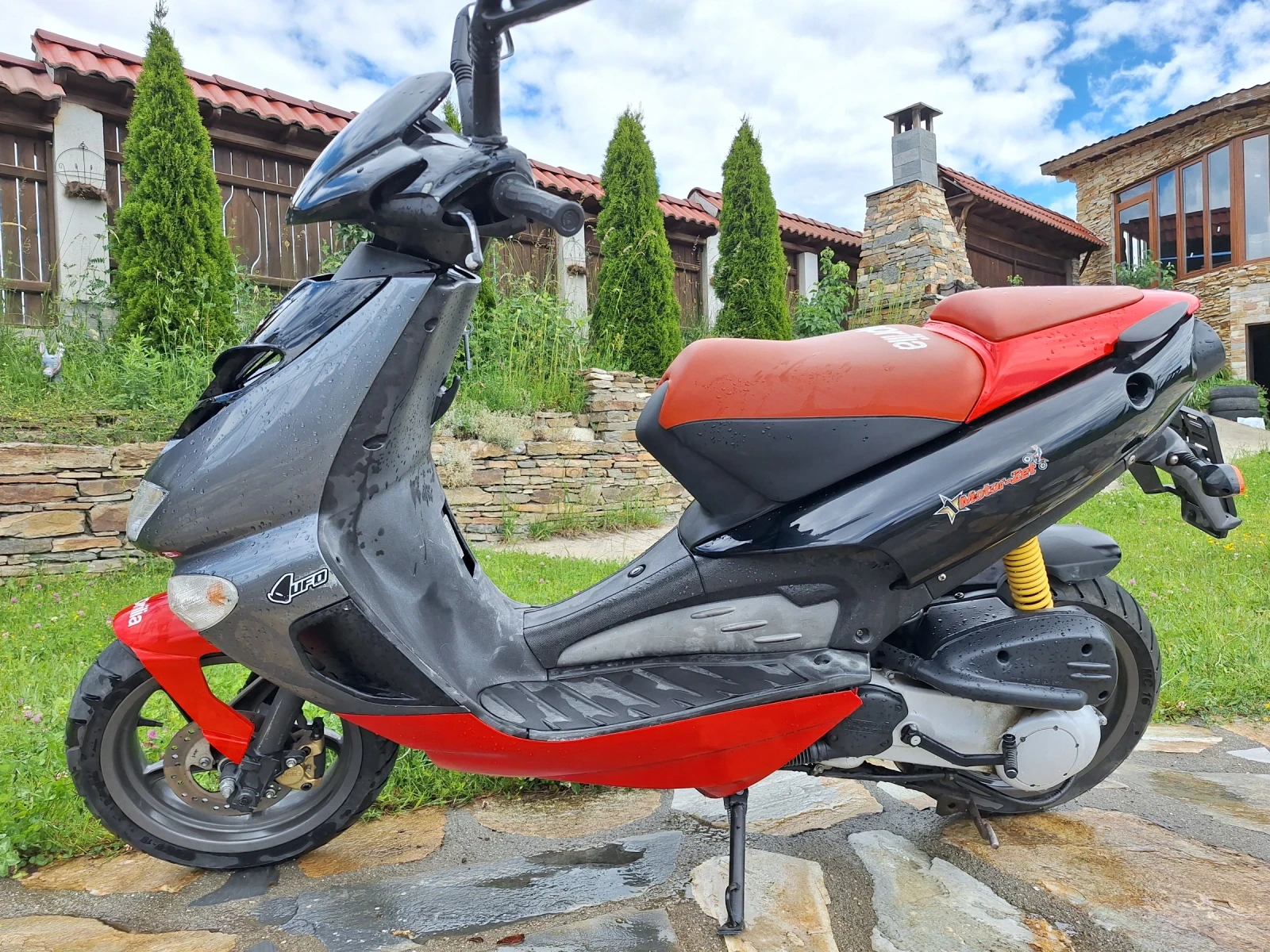 Aprilia Sr