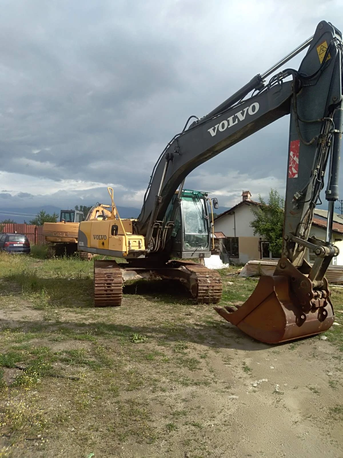 Багер Volvo EC210, снимка 2 - Индустриална техника - 55636648