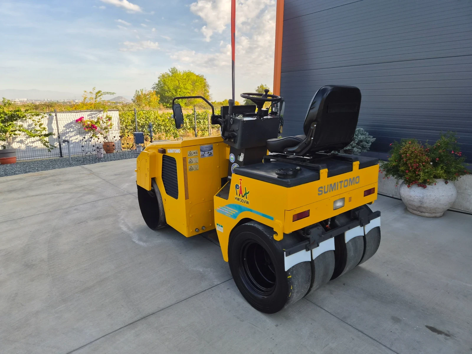 ����� BOMAG SUMITOMO /2.5 ����/ ��������� ���������� ��������� | Mobile.bg � ����������� 3