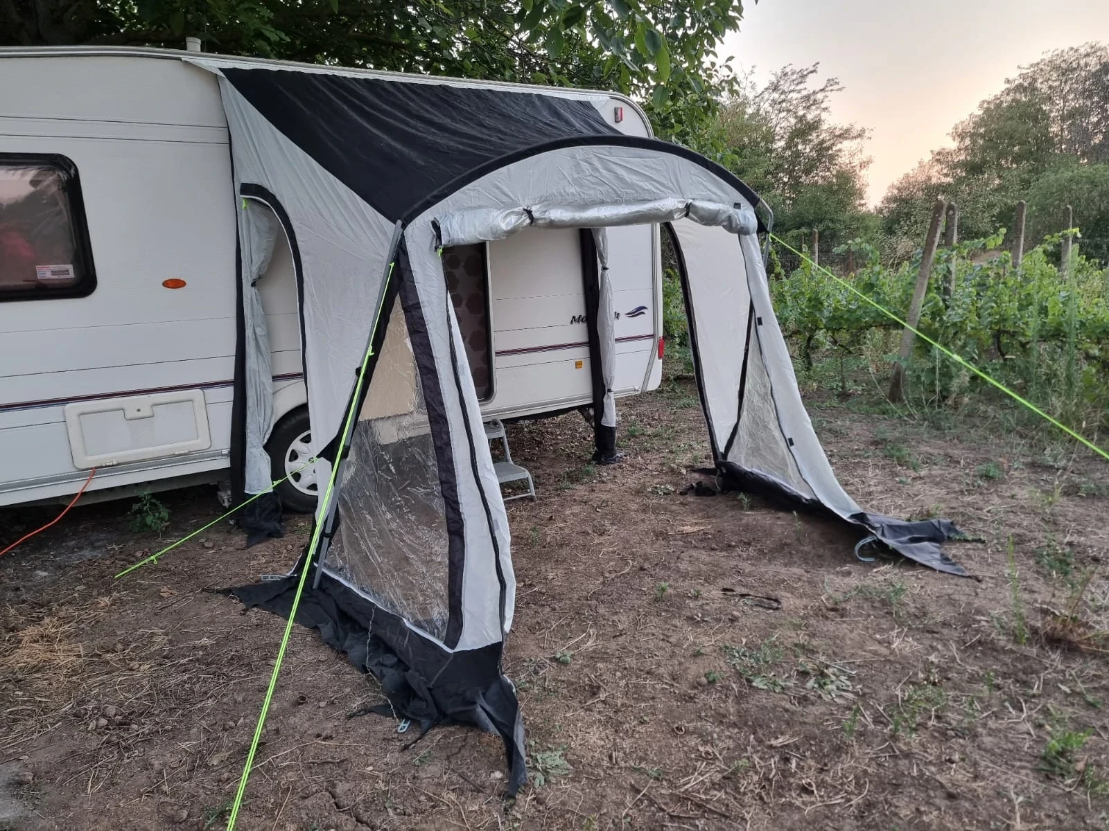 �������� Bailey Pageant Monarch | Mobile.bg � ����������� 16