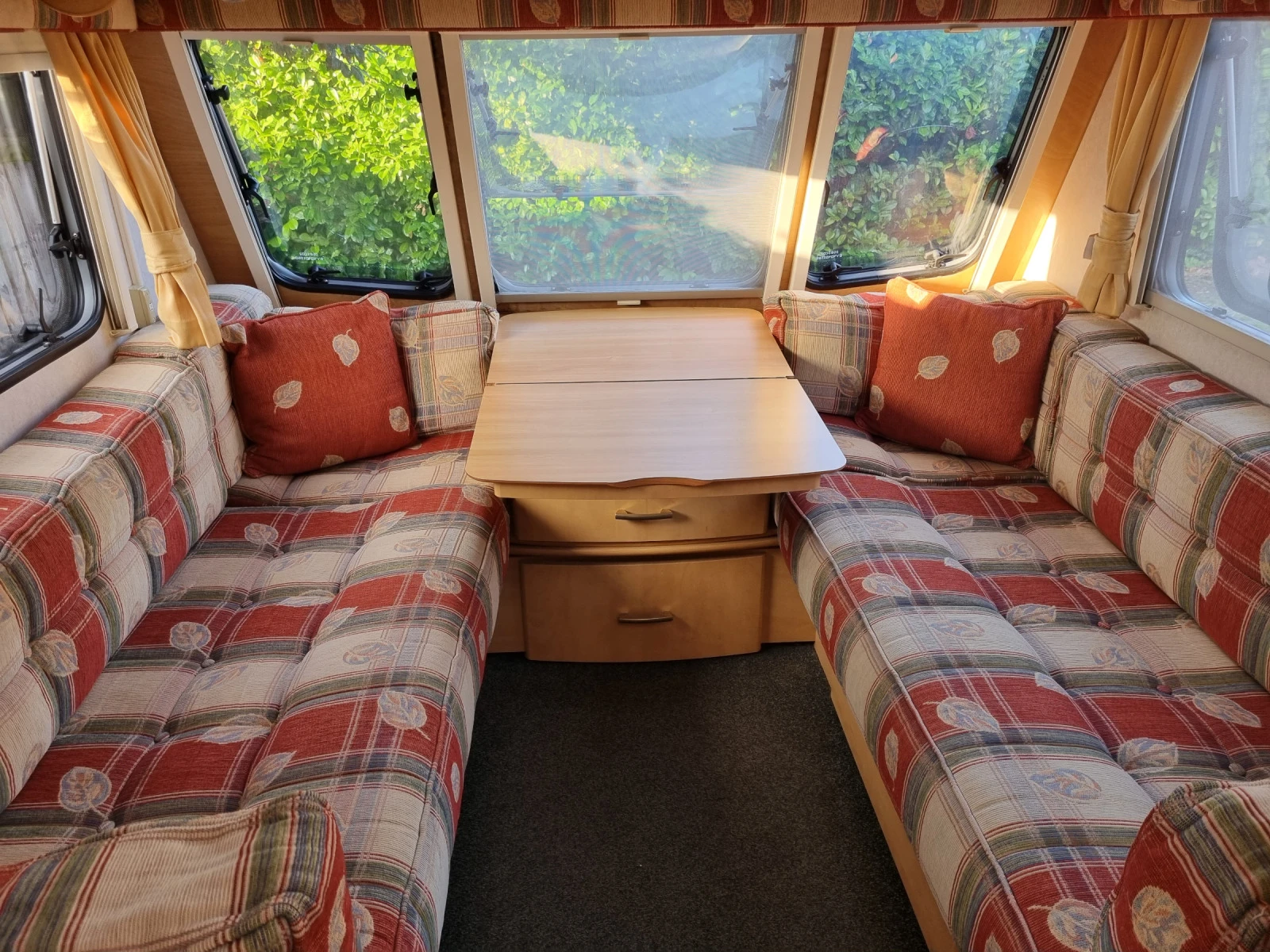  Bailey Pageant Monarch | Mobile.bg   14