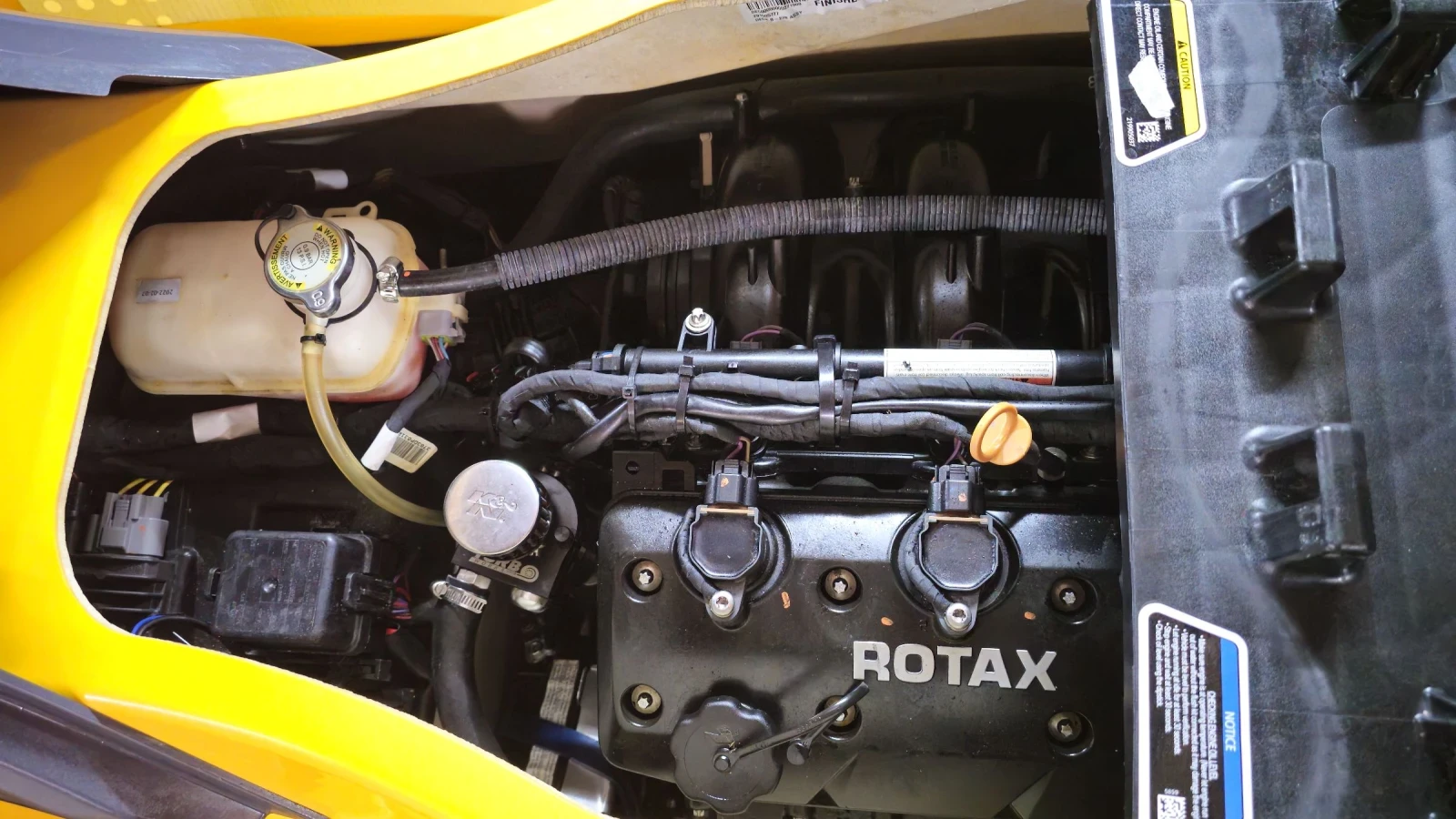  Bombardier Sea Doo GTR 230 hp 2022 | Mobile.bg   12