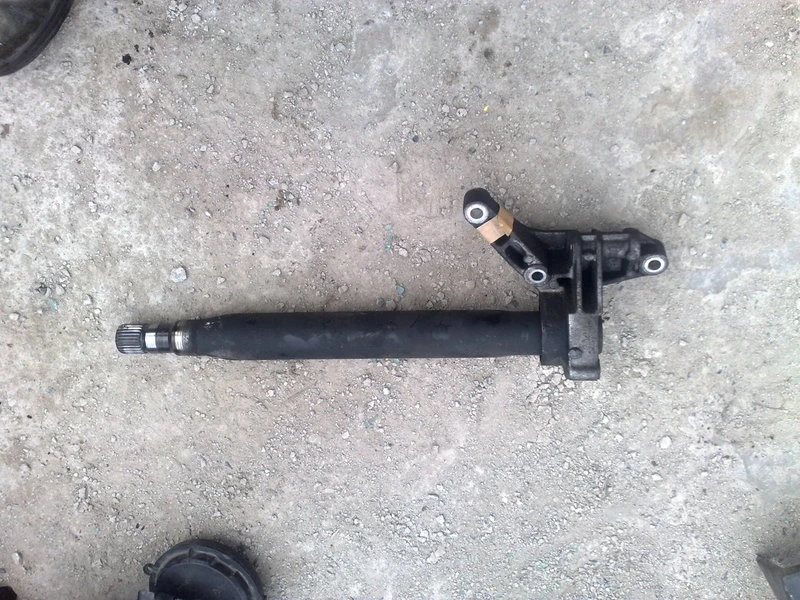 Средна полуоска за Сааб 9-5 3.0ТИД