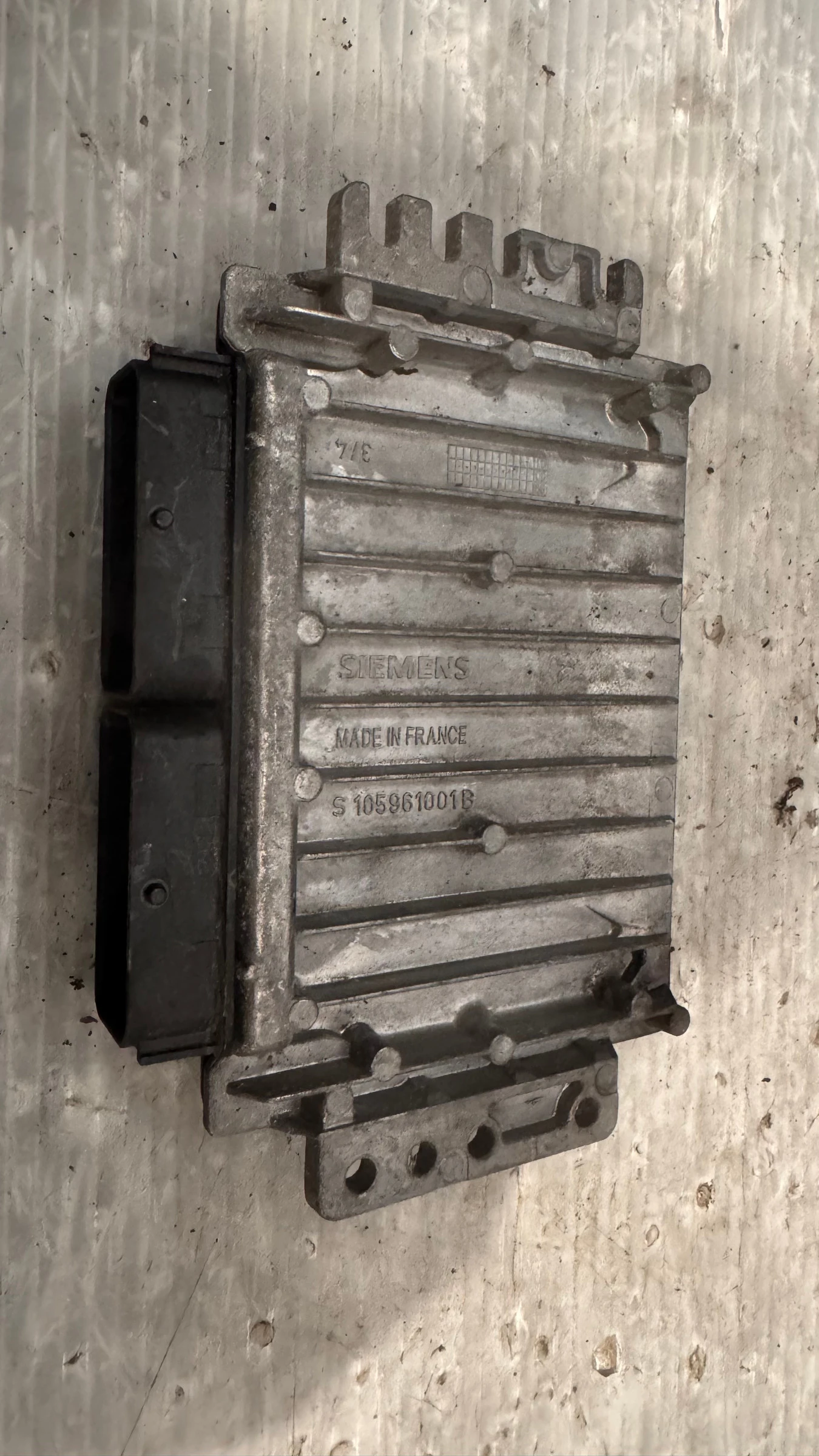    / ECU /    Renault Clio - 8200059086 / 8200044437 | Mobile.bg   2